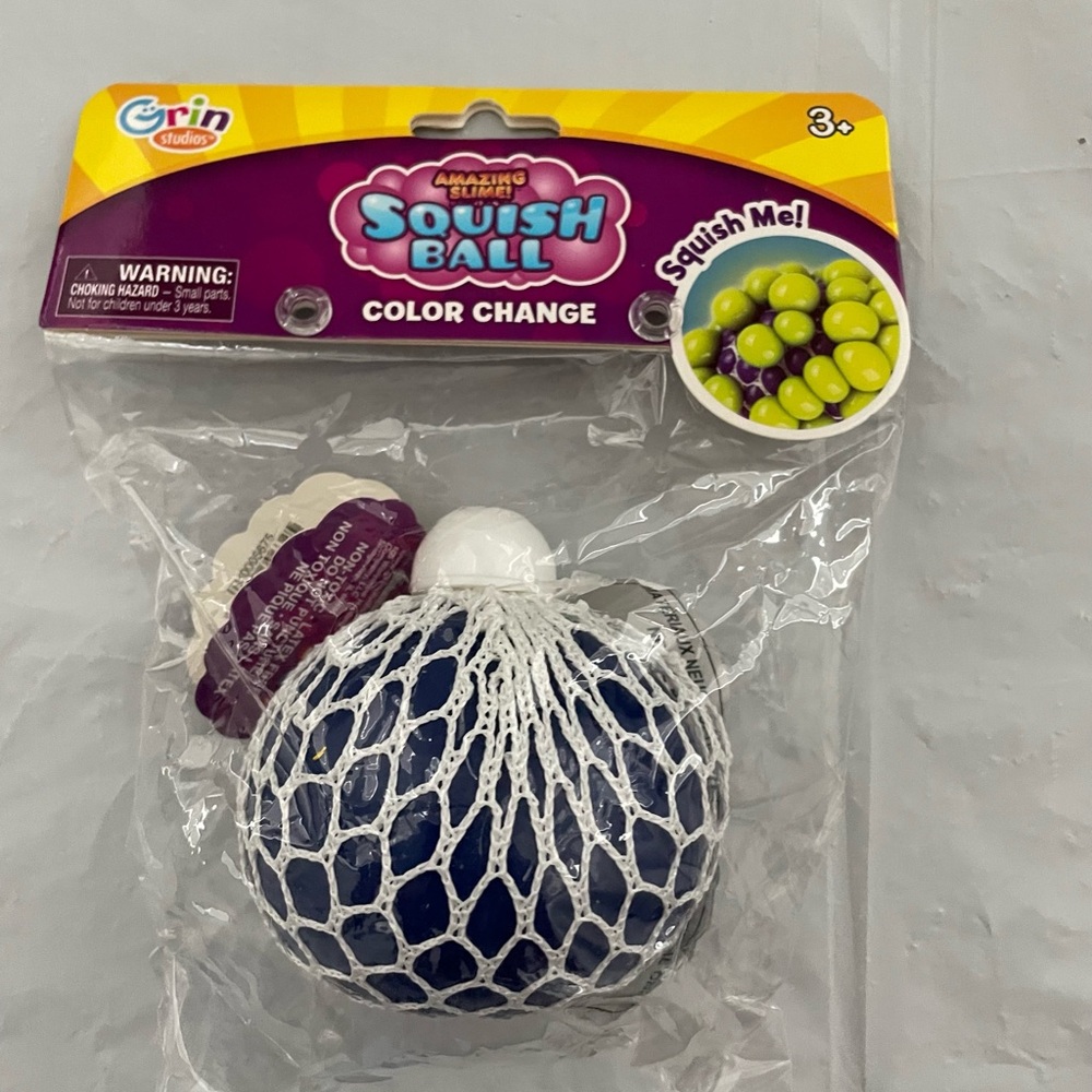 Grin Studios Blue Squish Ball age 3+ New